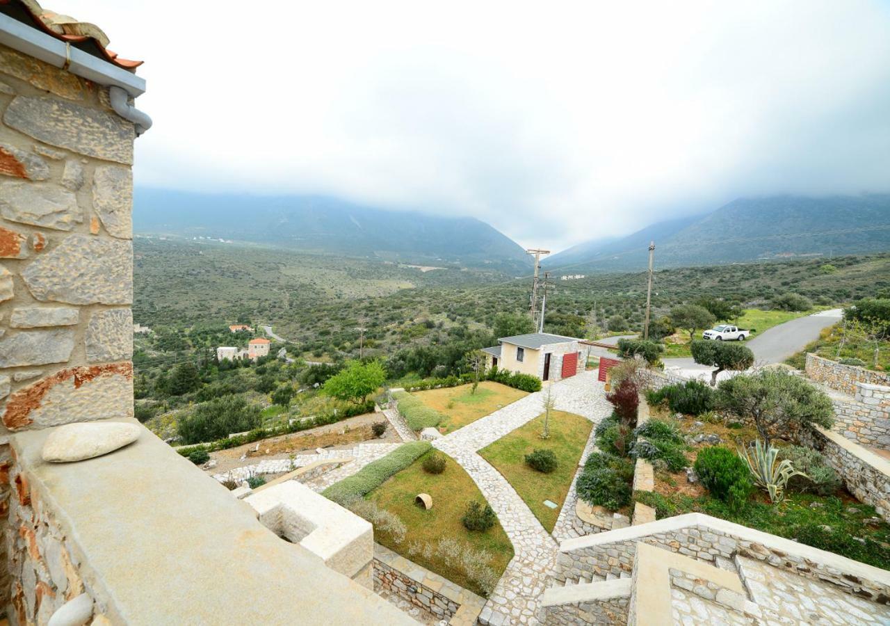 Focalion Castle Luxury Suites Pyrgos Dirou Экстерьер фото