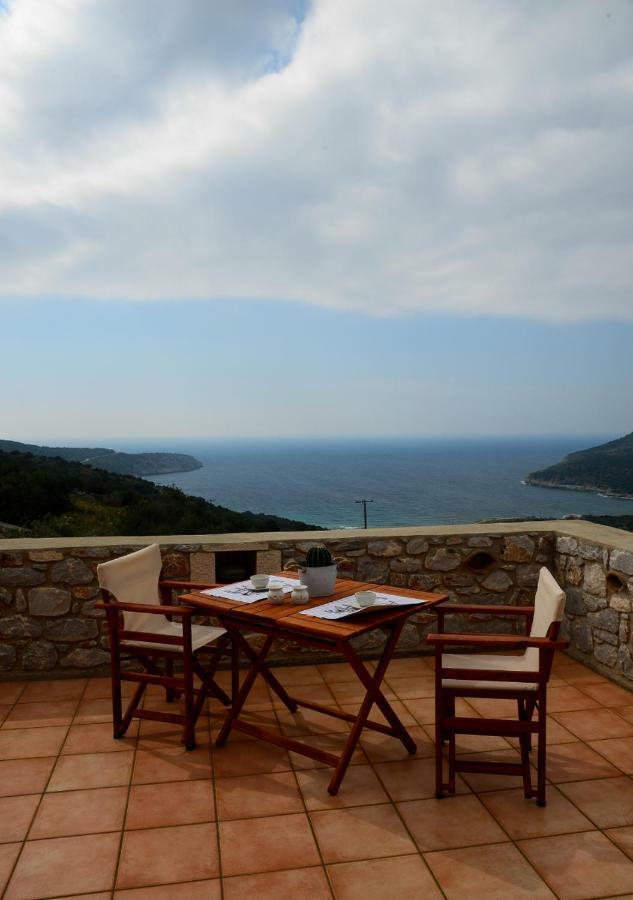 Focalion Castle Luxury Suites Pyrgos Dirou Экстерьер фото