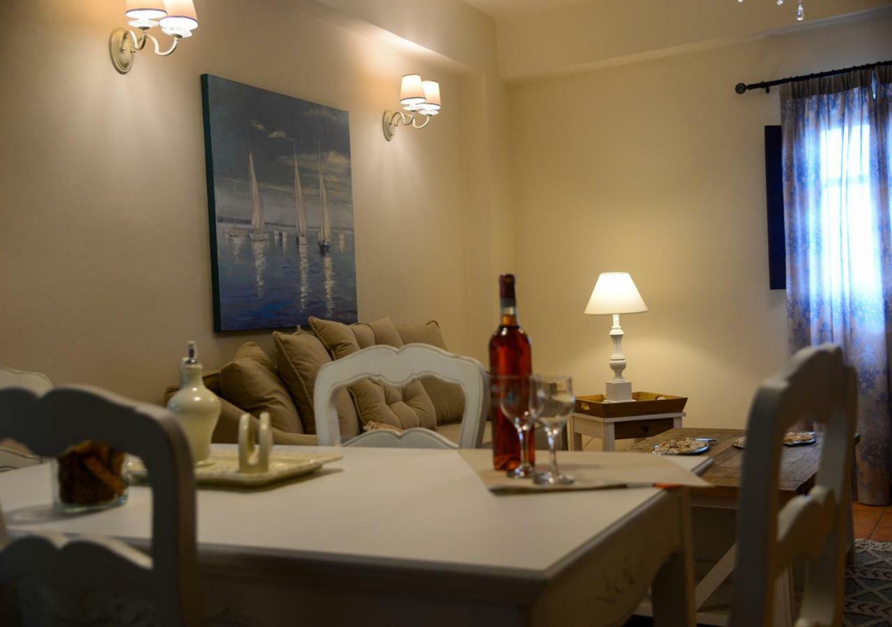Focalion Castle Luxury Suites Pyrgos Dirou Экстерьер фото