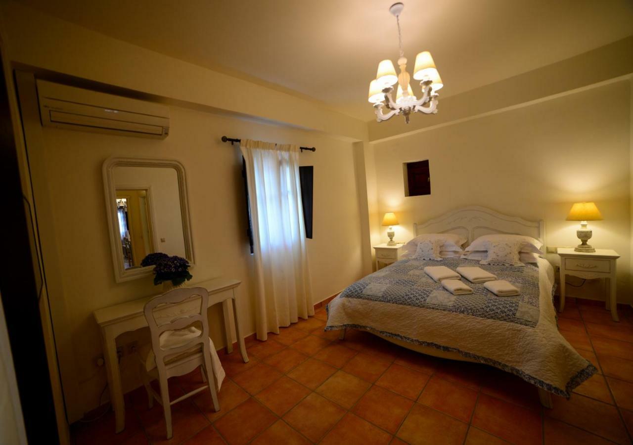Focalion Castle Luxury Suites Pyrgos Dirou Экстерьер фото